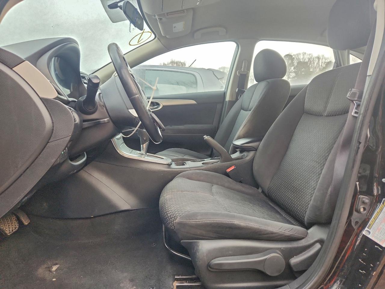 2013 NISSAN SENTRA S photo 13