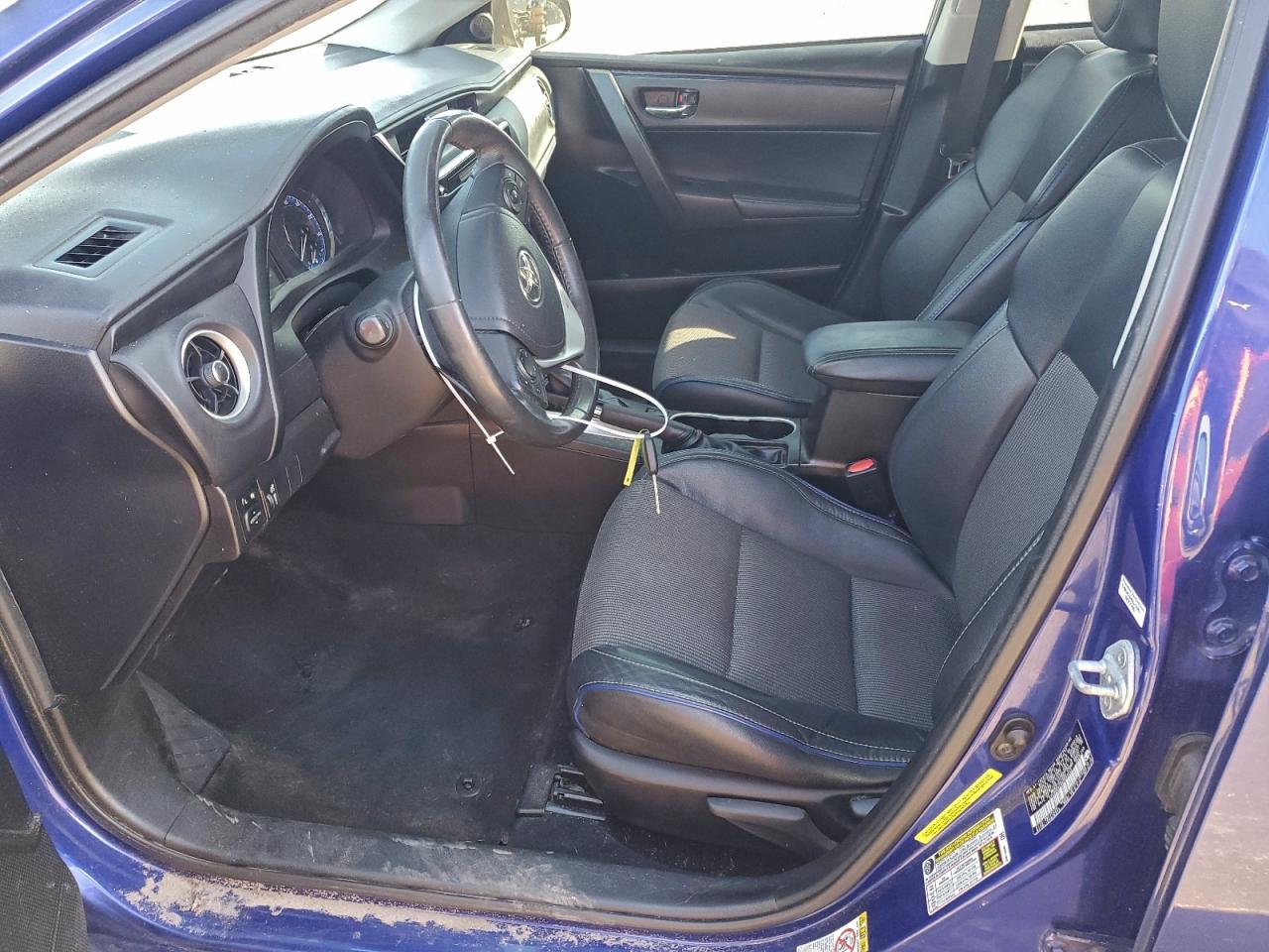 2017 TOYOTA COROLLA L photo 13