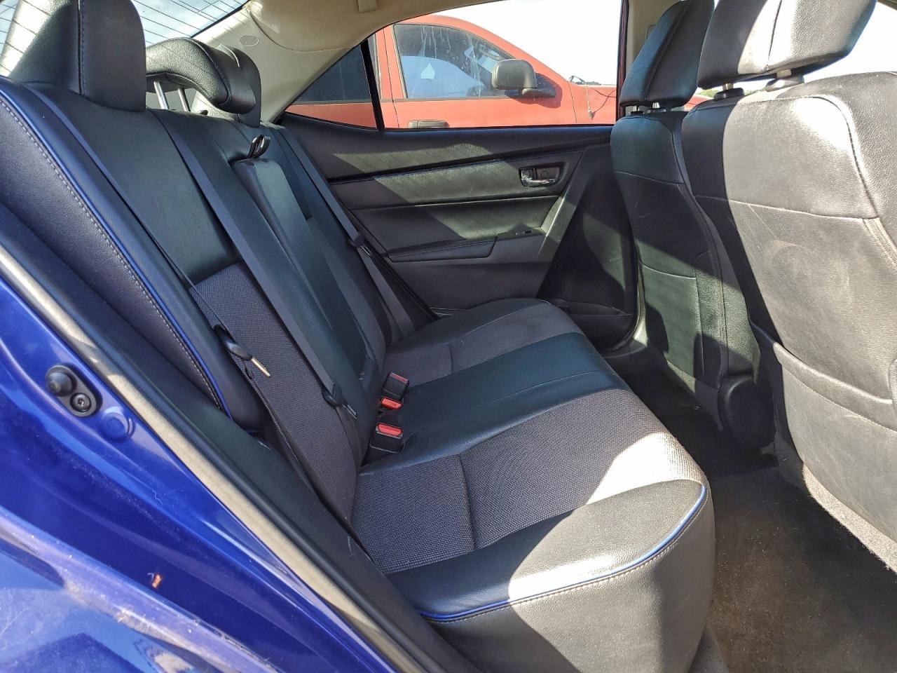 2017 TOYOTA COROLLA L photo 19