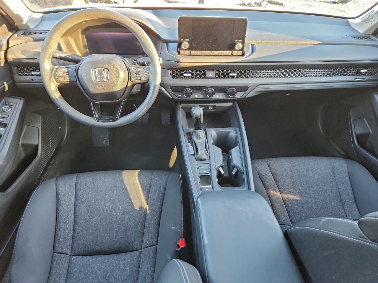 2025 HONDA ACCORD SE photo 8
