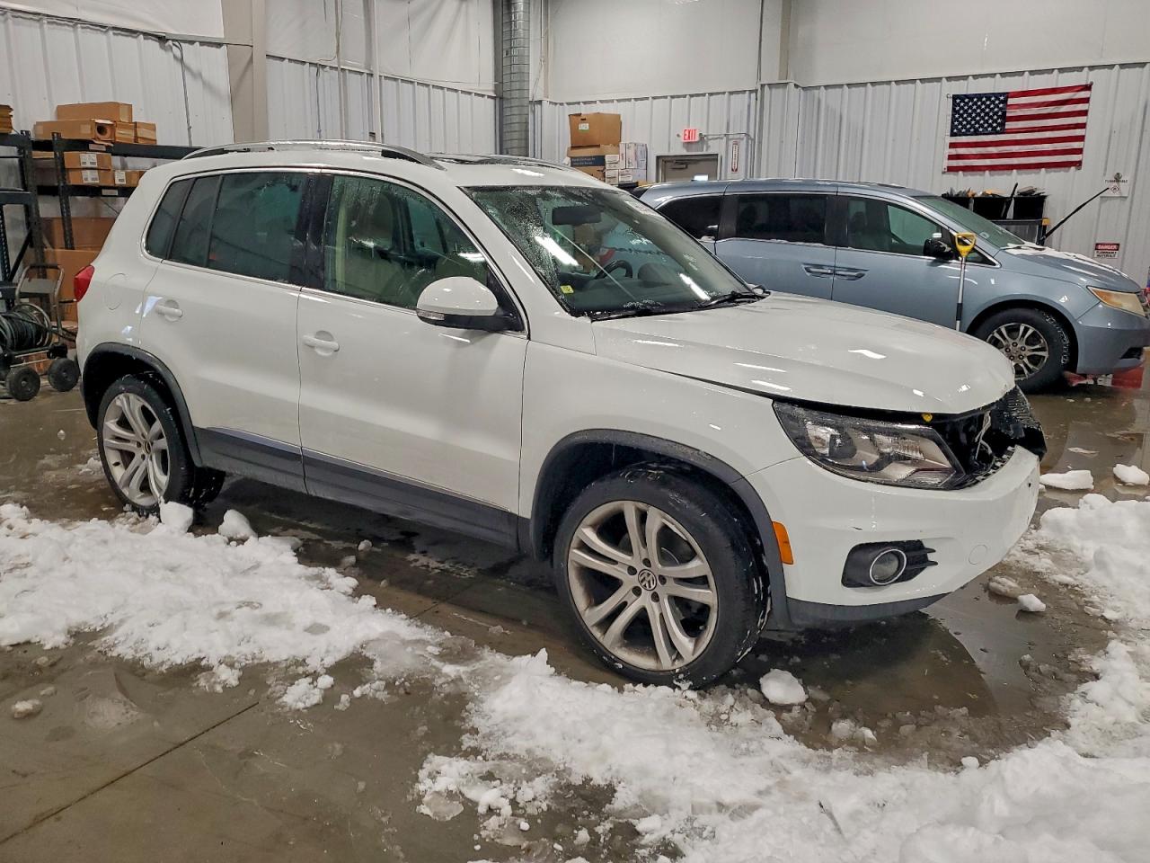 2016 VOLKSWAGEN TIGUAN S photo 7