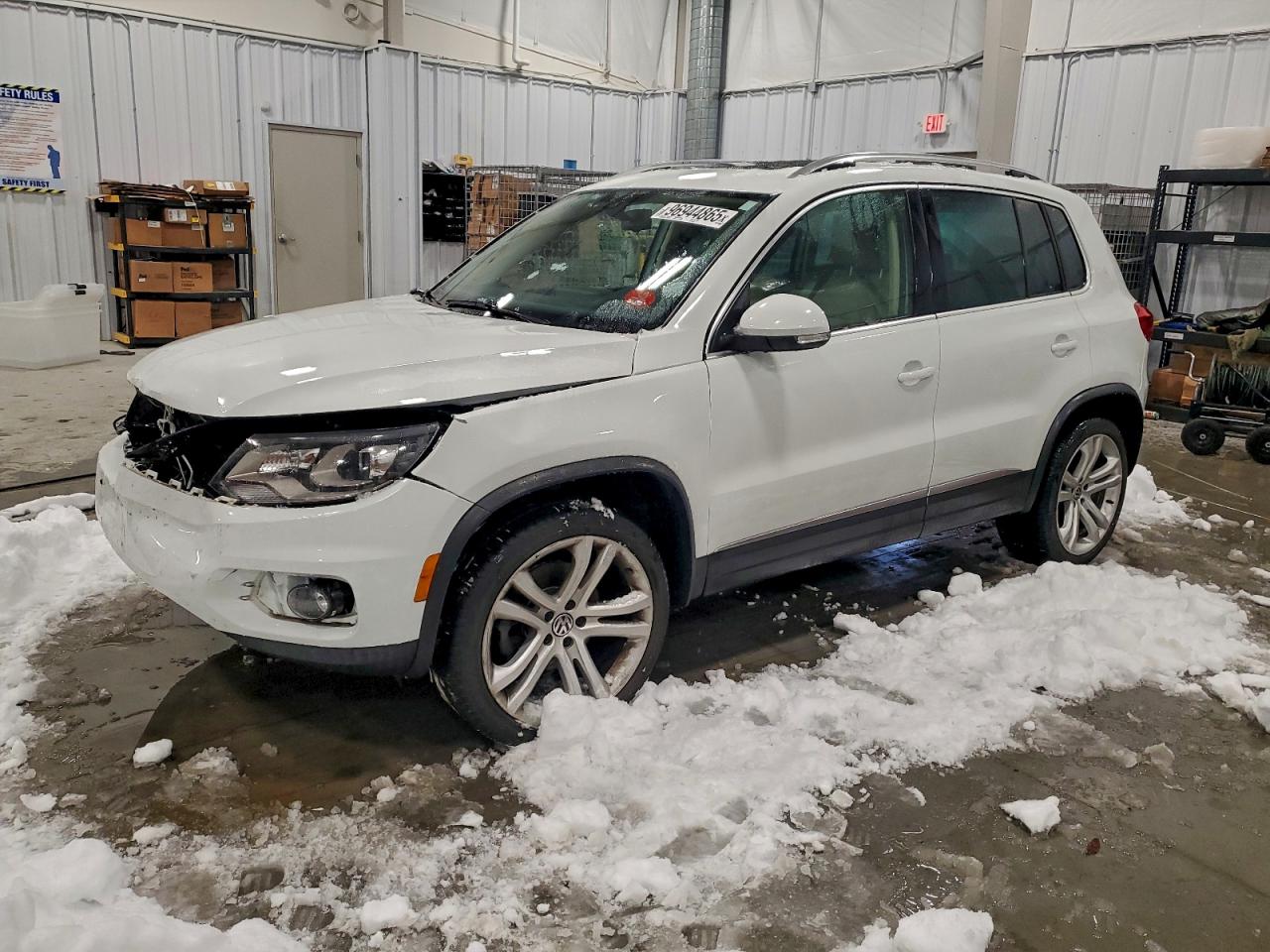 2016 VOLKSWAGEN TIGUAN