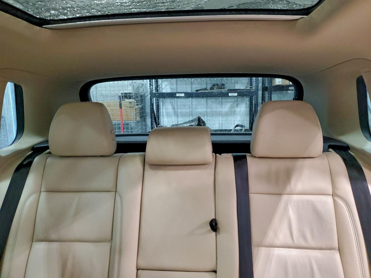 2016 VOLKSWAGEN TIGUAN S photo 19