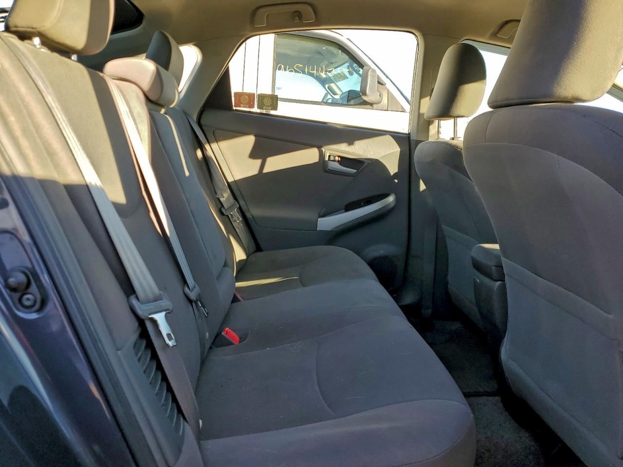 2011 TOYOTA PRIUS photo 19