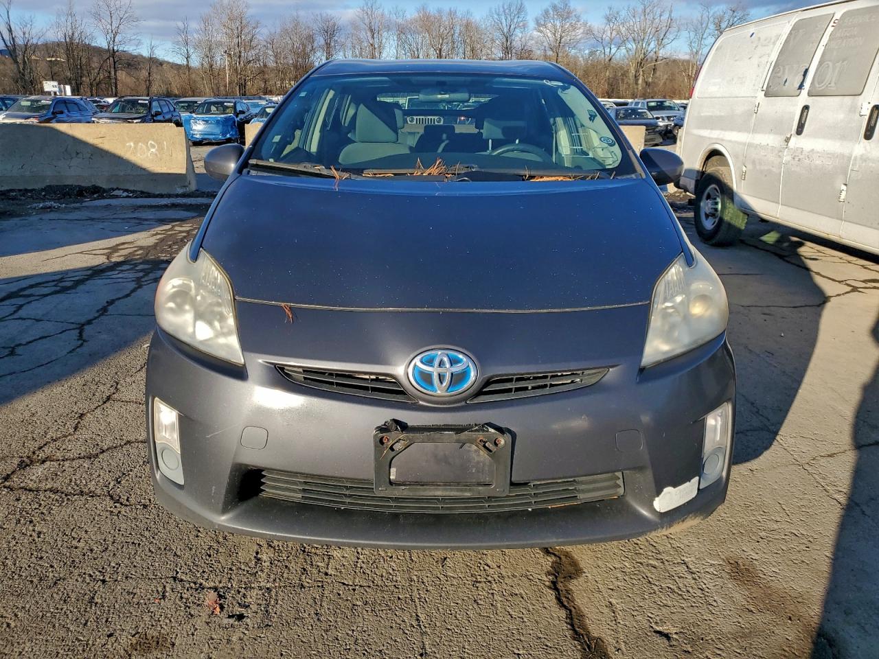 2011 TOYOTA PRIUS photo 9