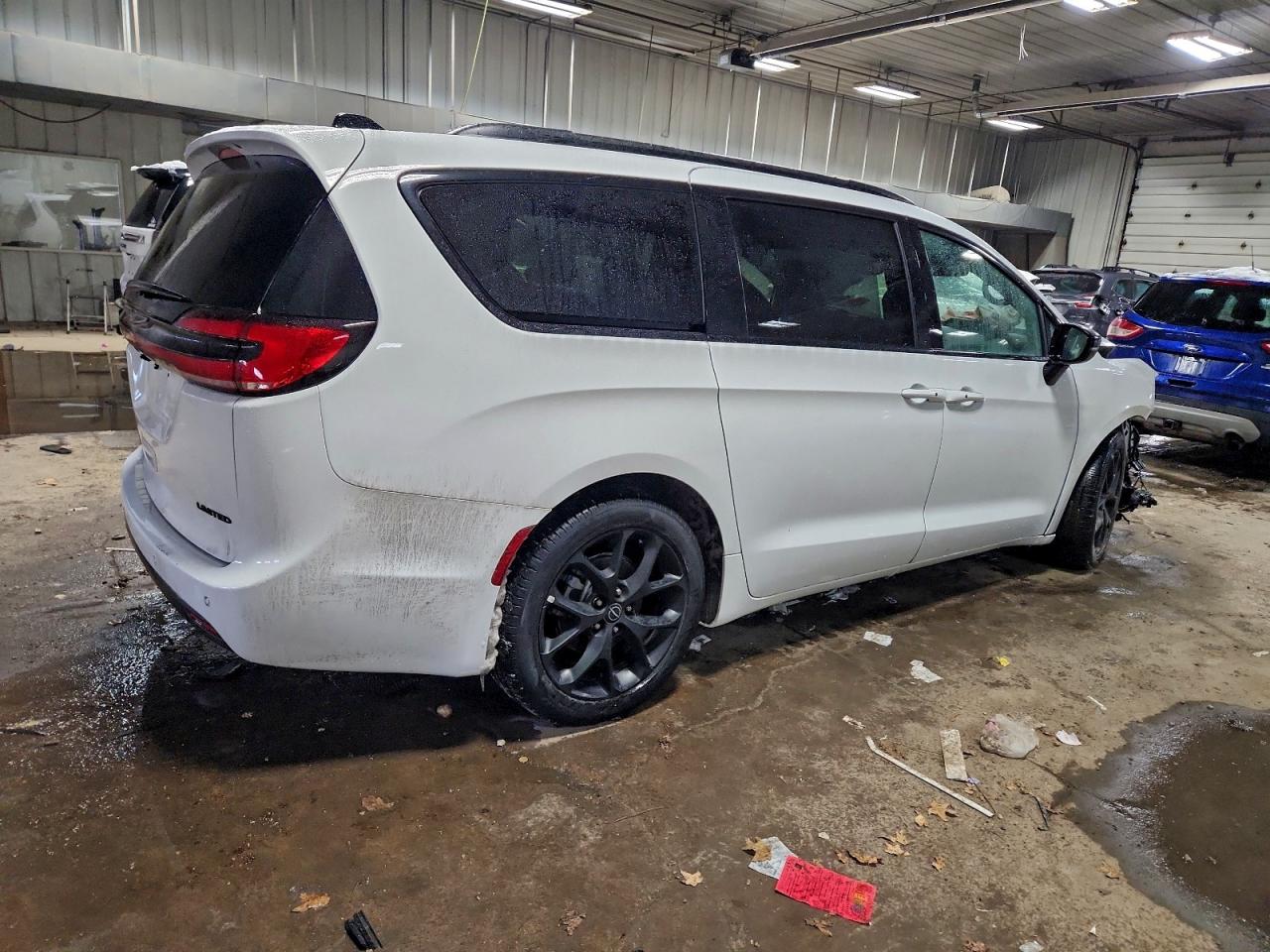 2026 CHRYSLER PACIFICA LIMITED photo 5