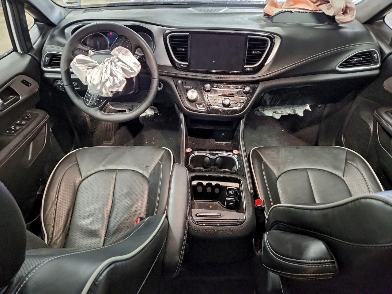 2026 CHRYSLER PACIFICA LIMITED photo 15