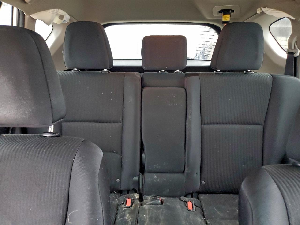 2017 TOYOTA RAV4 LE photo 10