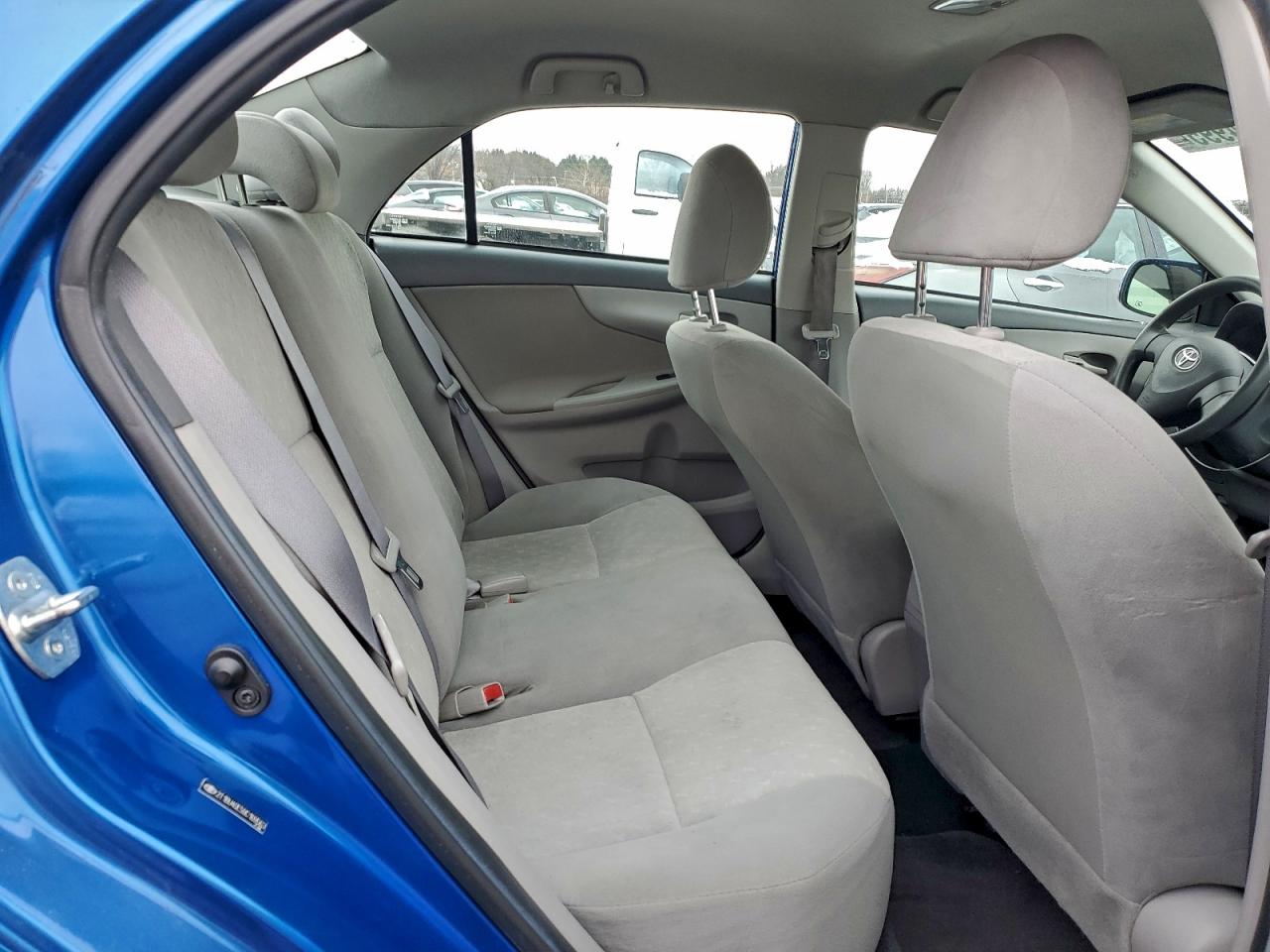 2009 TOYOTA COROLLA BASE photo 28