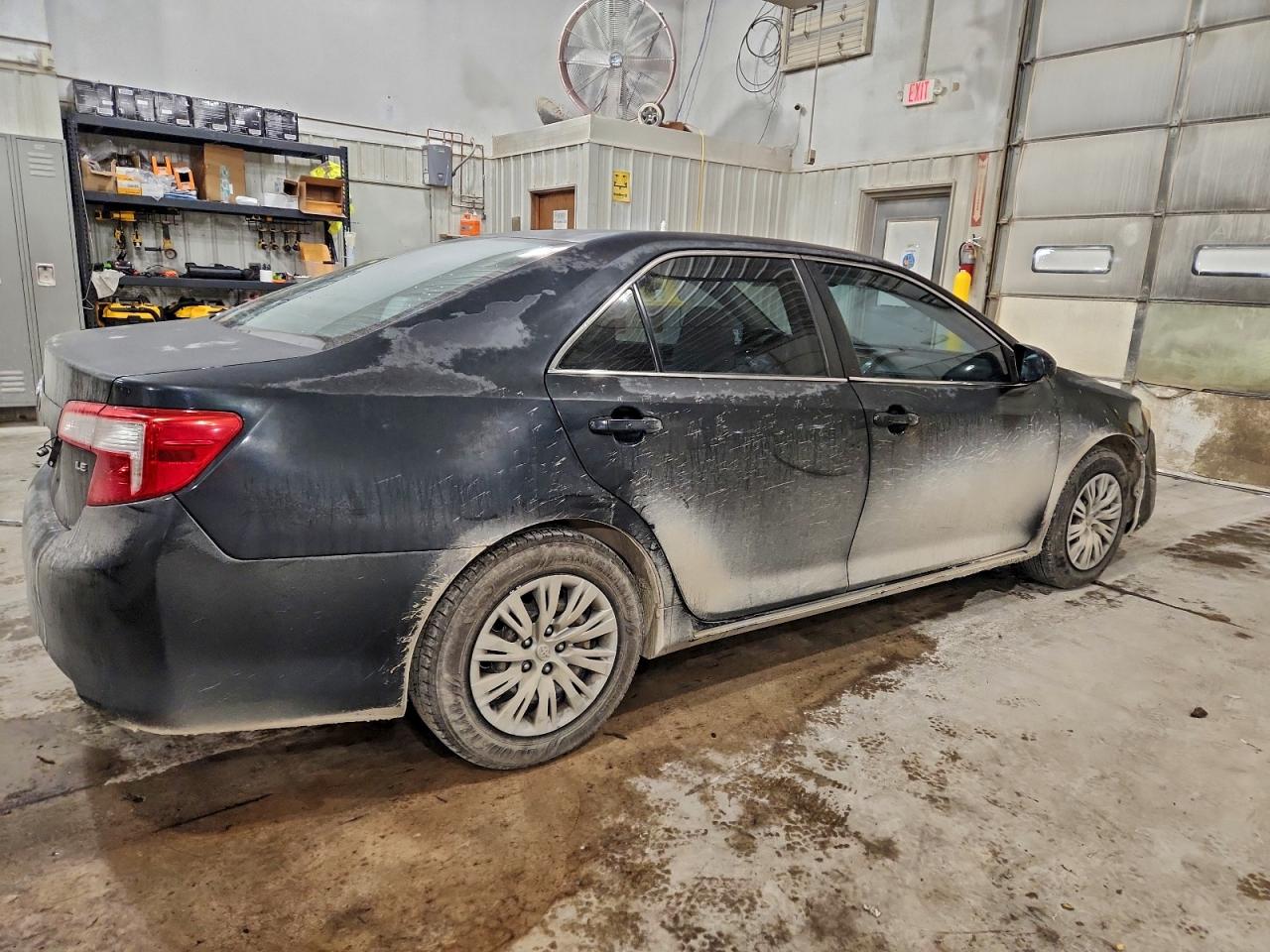 2012 TOYOTA CAMRY BASE photo 3