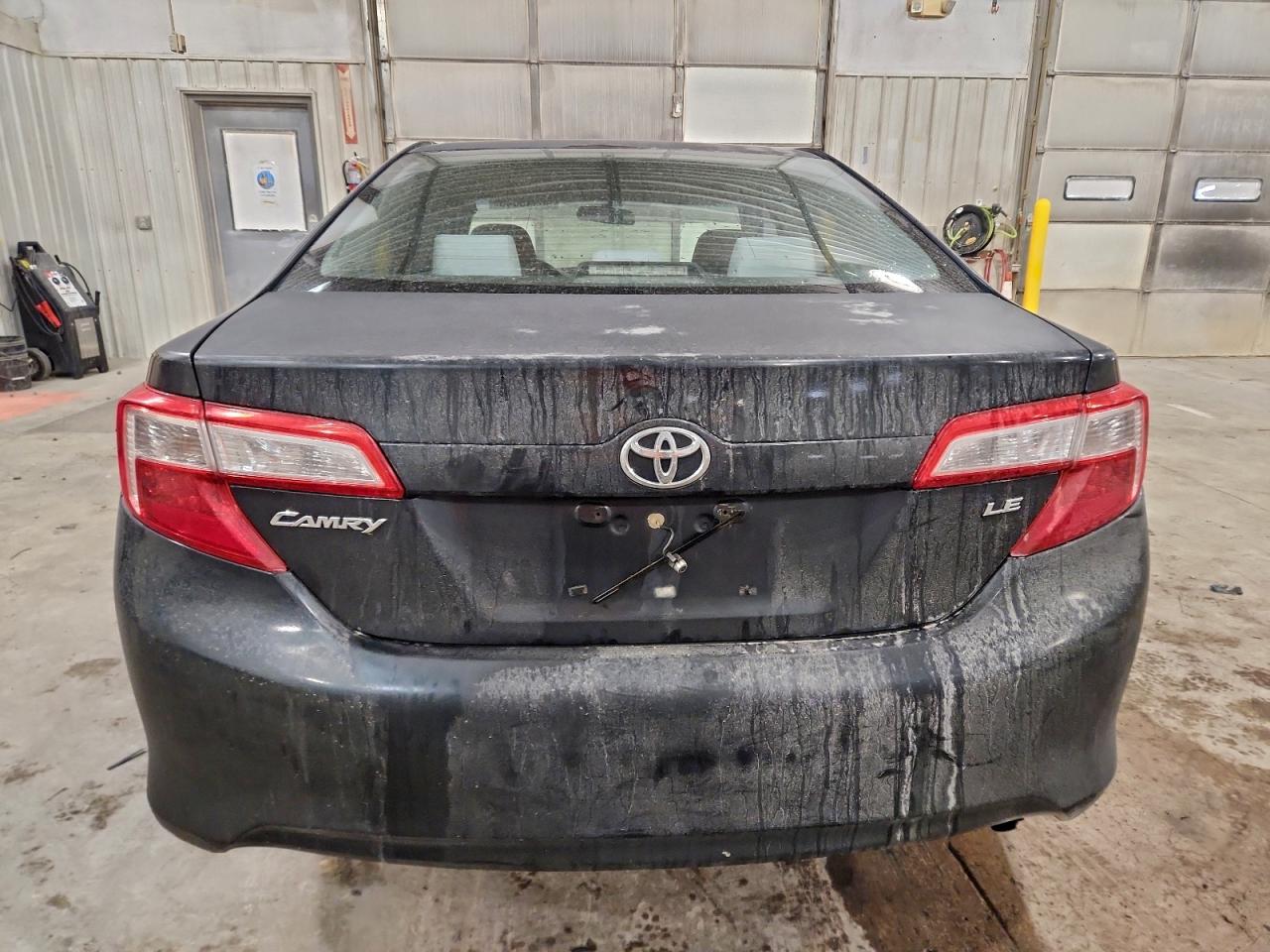 2012 TOYOTA CAMRY BASE photo 6
