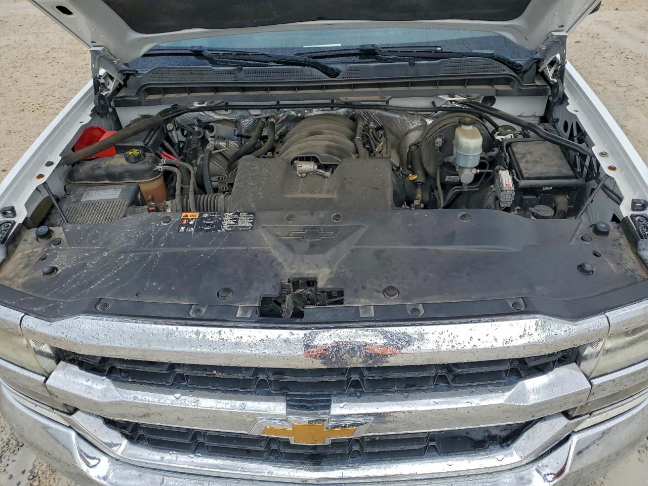 2016 CHEVROLET SILVERADO K1500 LT photo 11