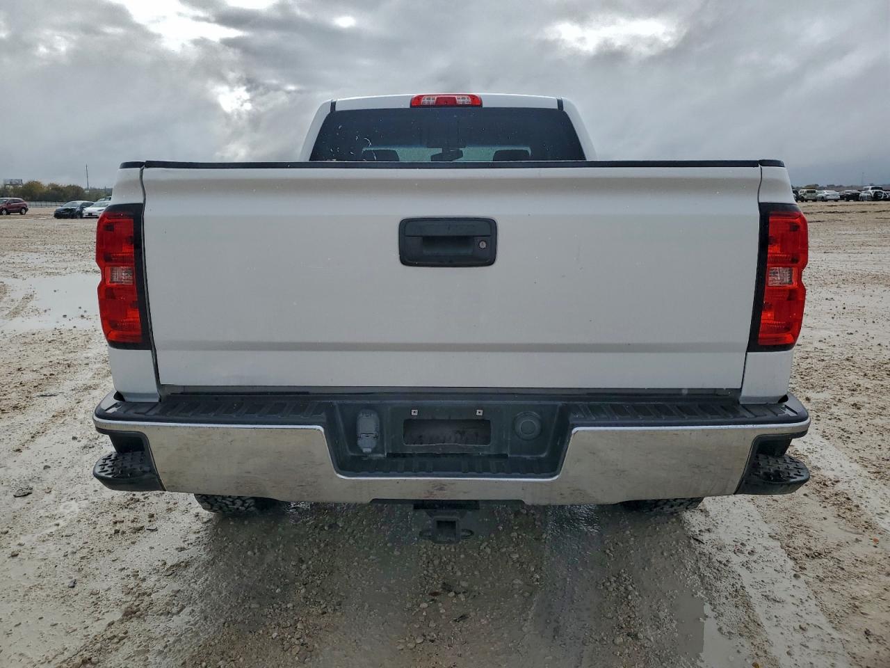 2016 CHEVROLET SILVERADO K1500 LT photo 6