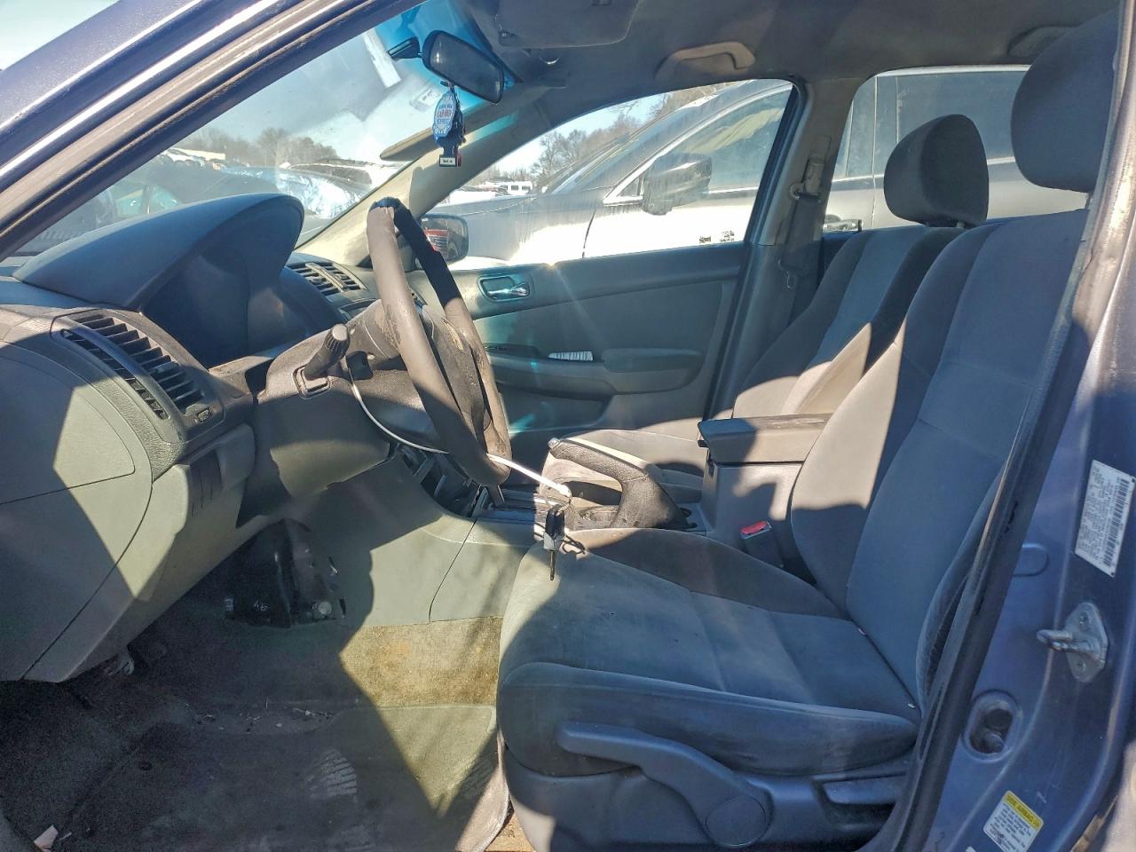 2007 HONDA ACCORD LX photo 7