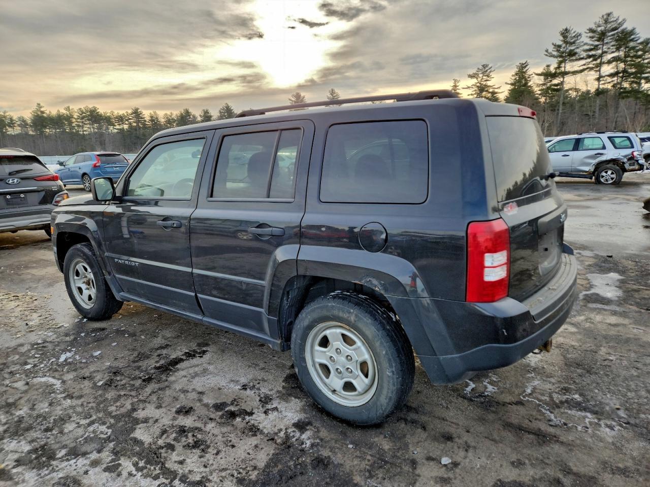 2014 JEEP PATRIOT SPORT photo 3