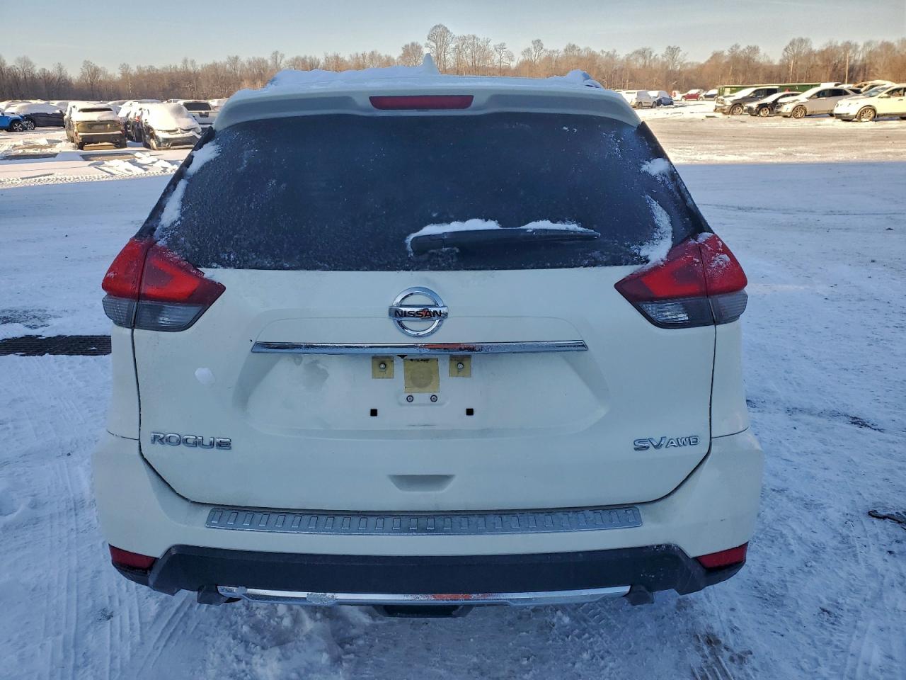 2018 NISSAN ROGUE S photo 11