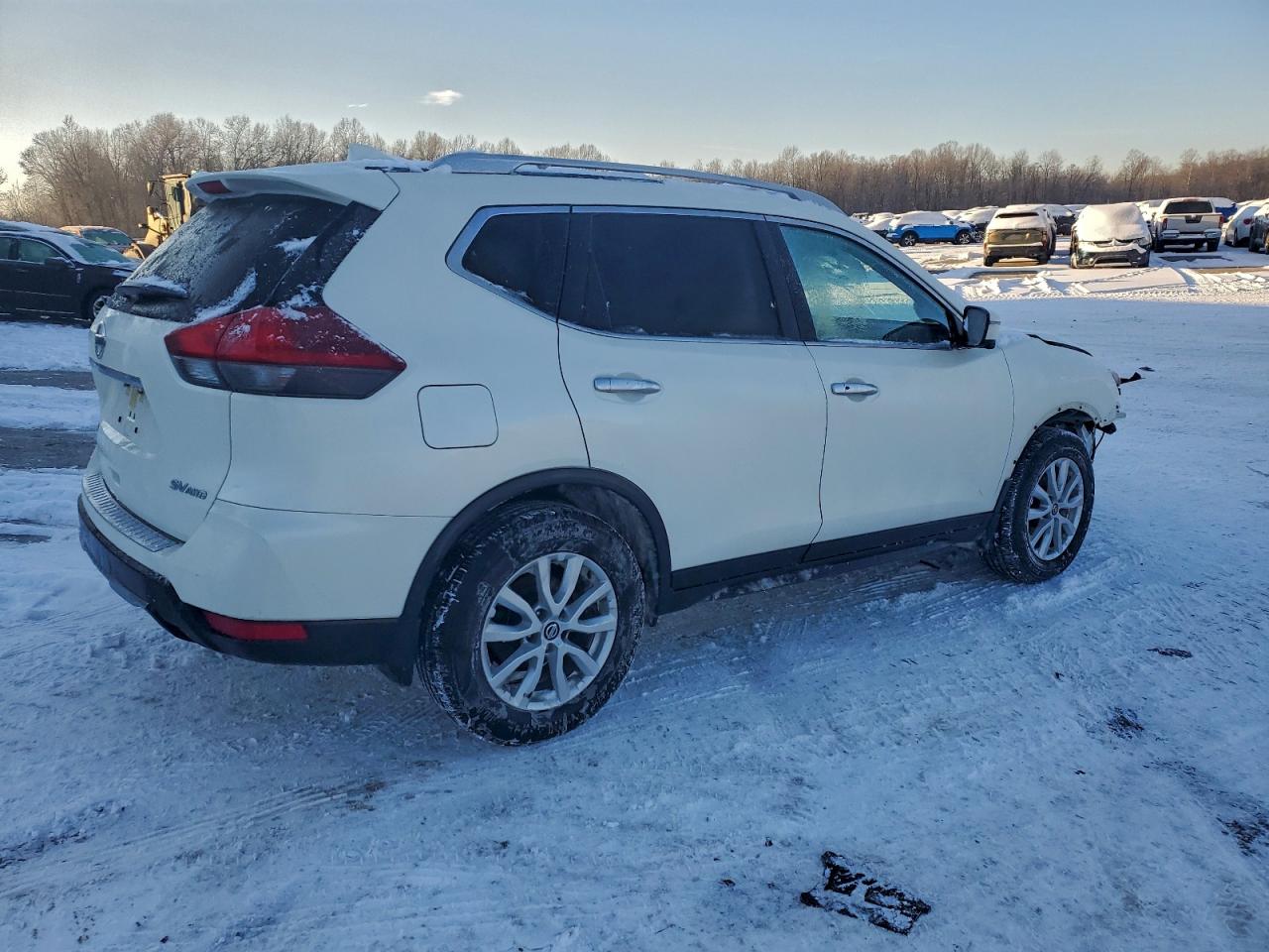 2018 NISSAN ROGUE S photo 5