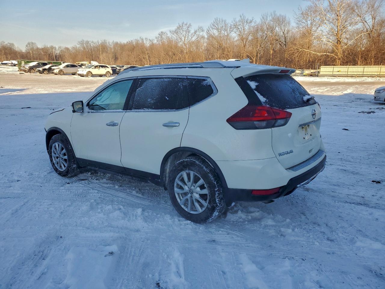 2018 NISSAN ROGUE S photo 3