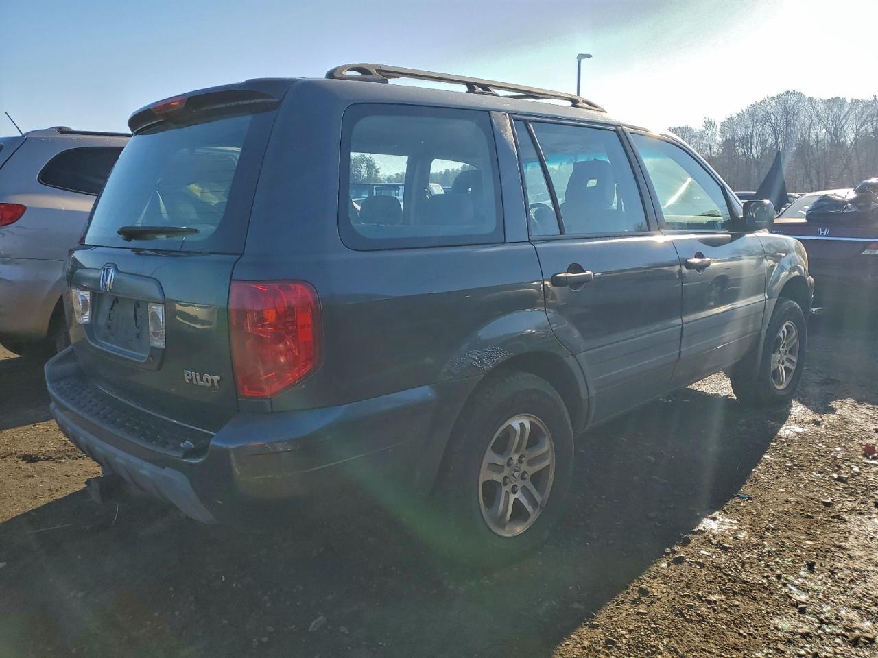 2004 HONDA PILOT LX photo 7