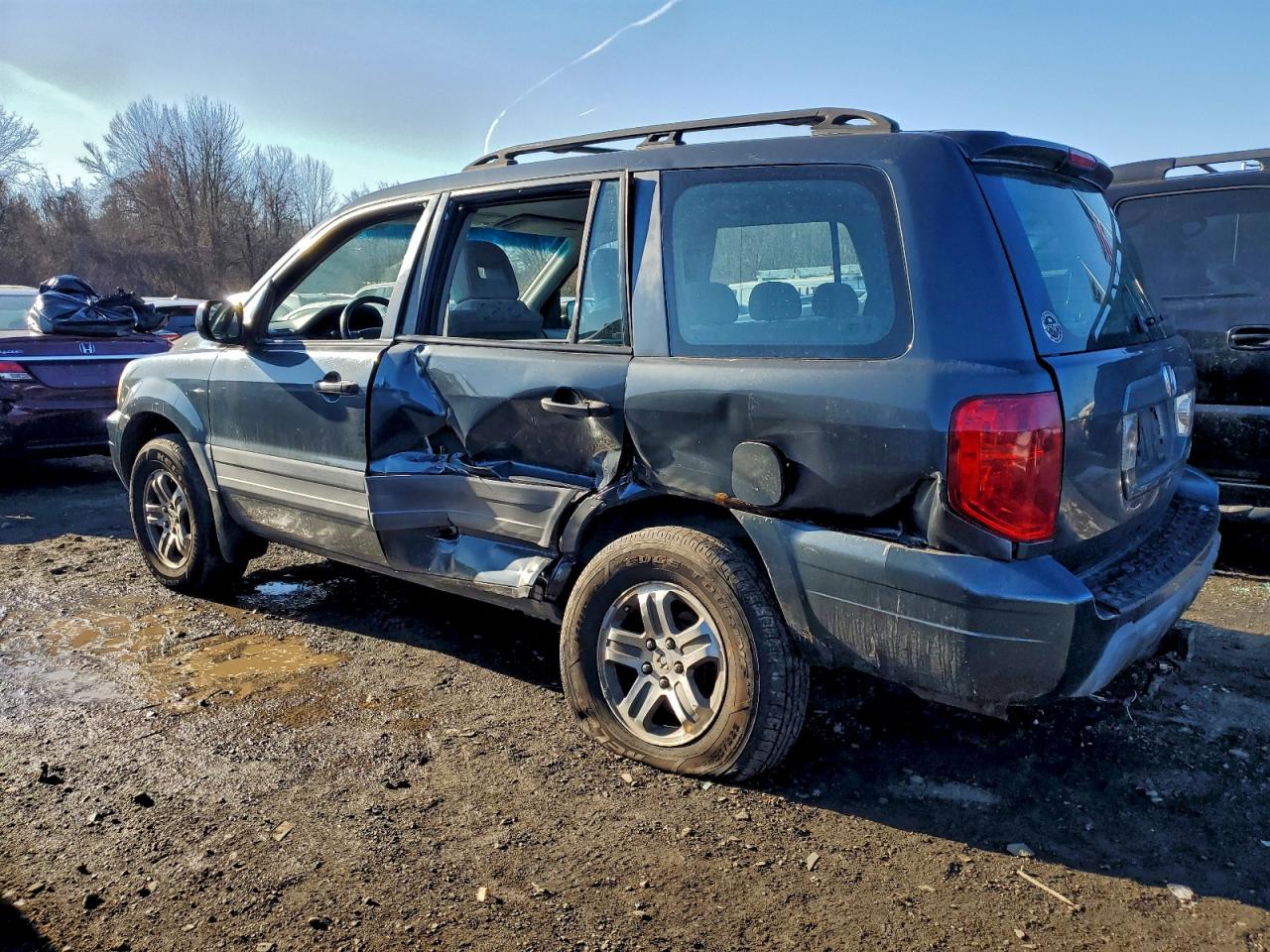 2004 HONDA PILOT LX photo 4