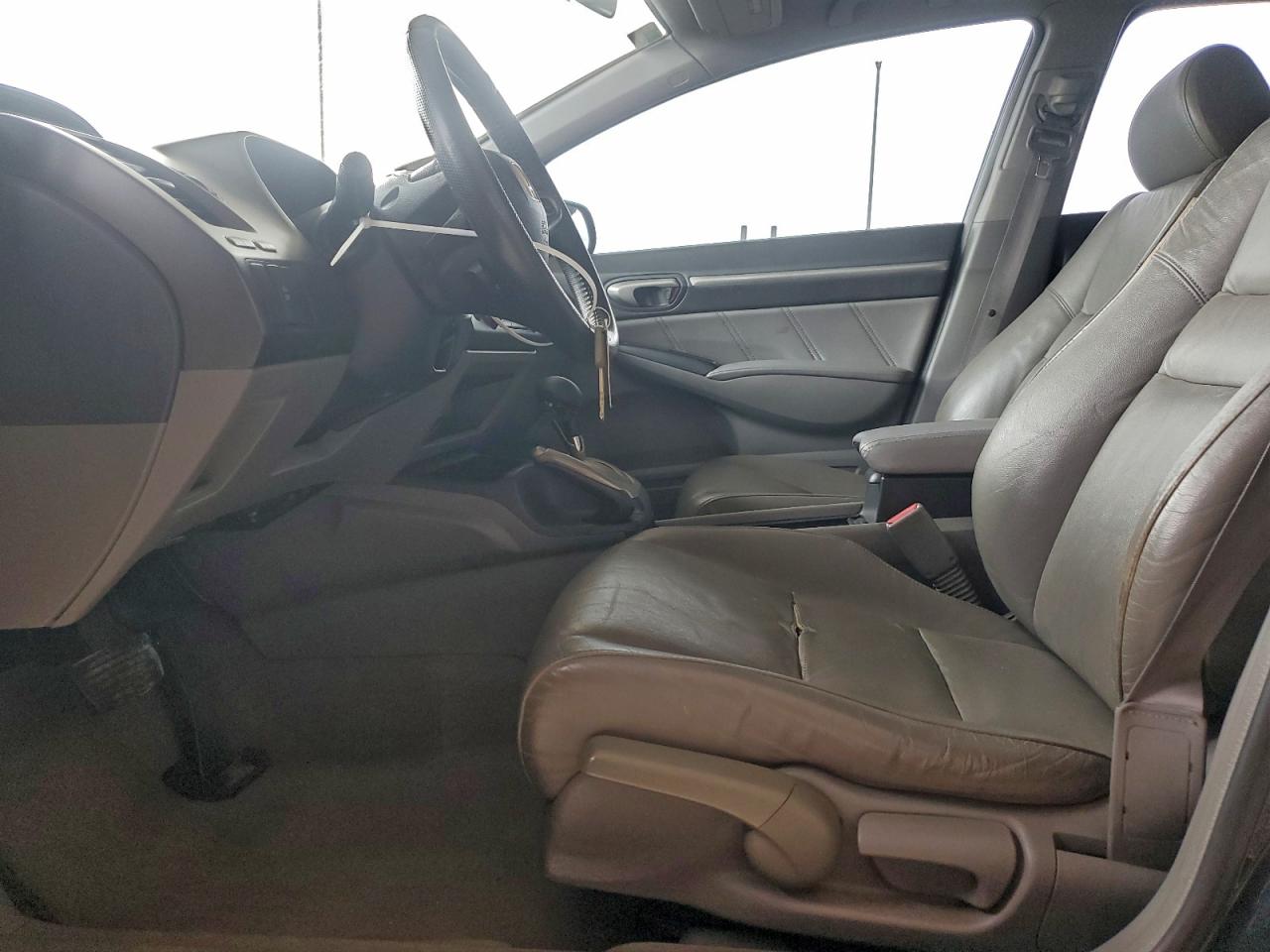 2010 HONDA CIVIC EXL photo 19