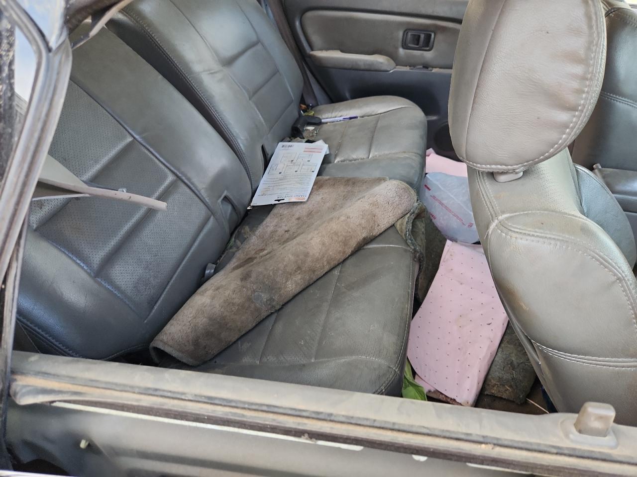 2002 TOYOTA 4RUNNER SR5 photo 10