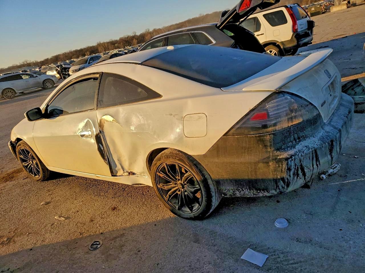 2004 HONDA ACCORD EX photo 2