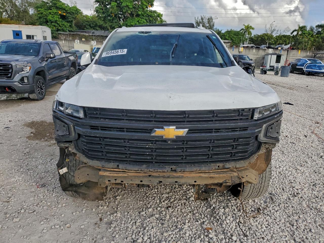 2021 CHEVROLET TAHOE C1500 LT photo 5