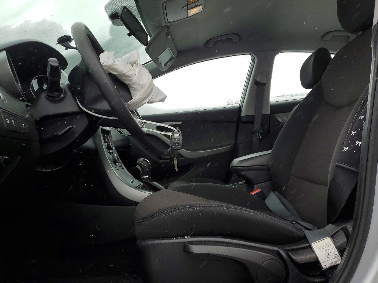 2016 HYUNDAI ELANTRA SE photo 7