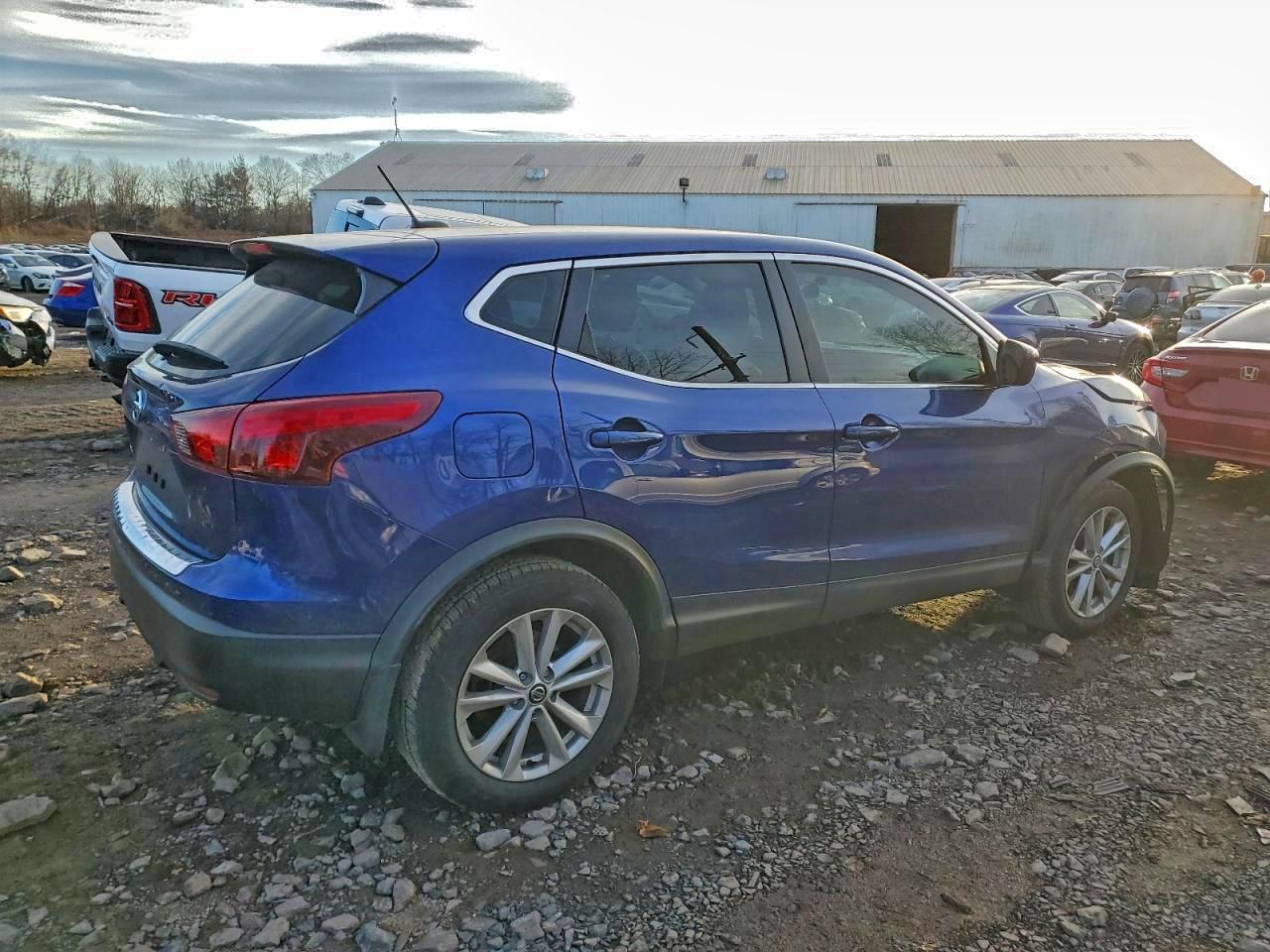 2019 NISSAN ROGUE SPORT S photo 3