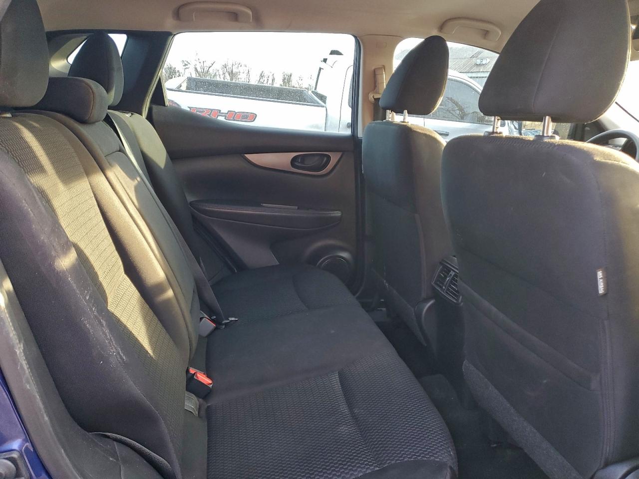 2019 NISSAN ROGUE SPORT S photo 11