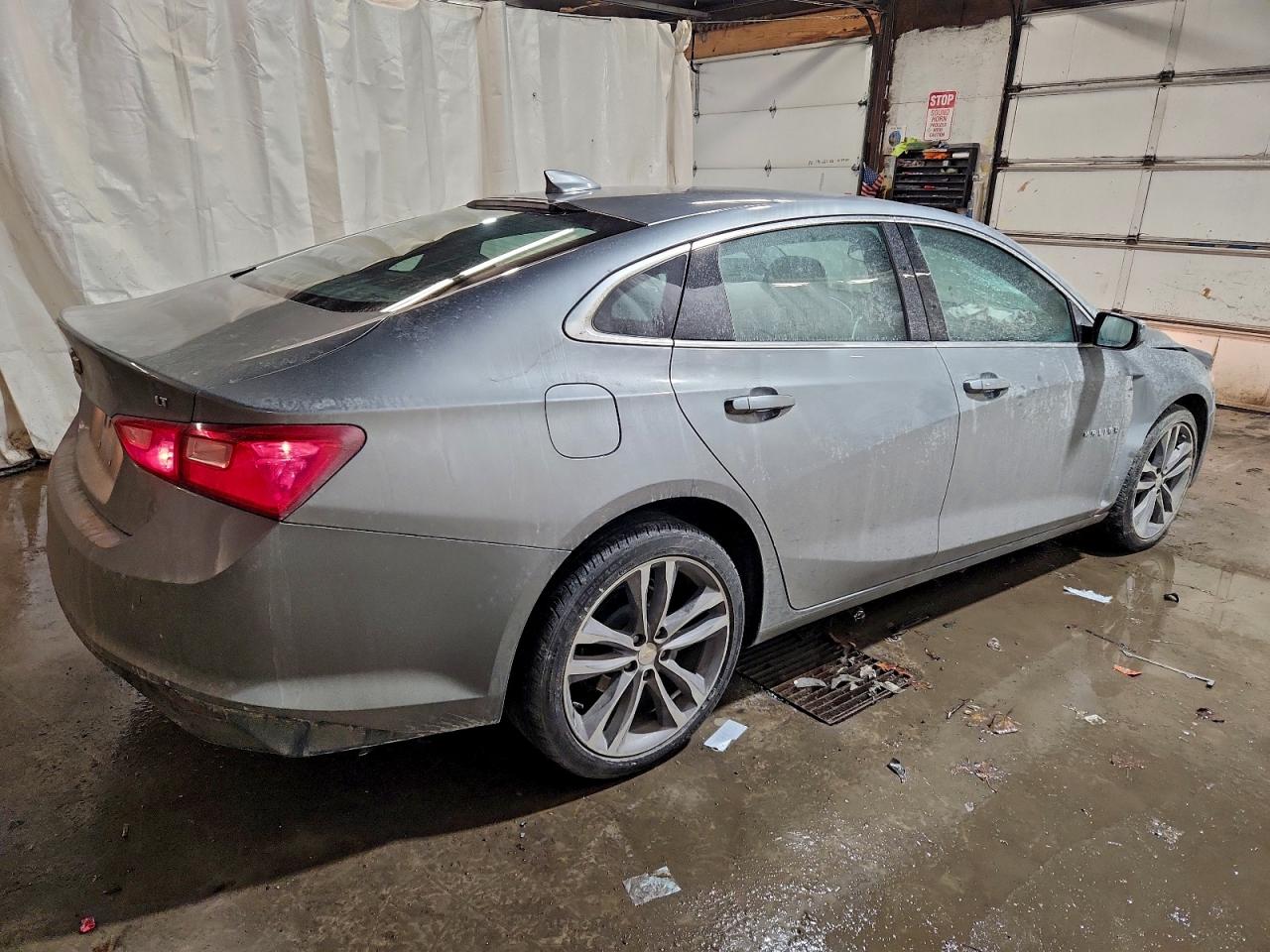 2025 CHEVROLET MALIBU LT photo 3
