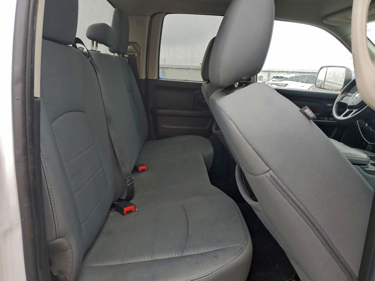 2013 RAM 1500 ST photo 10