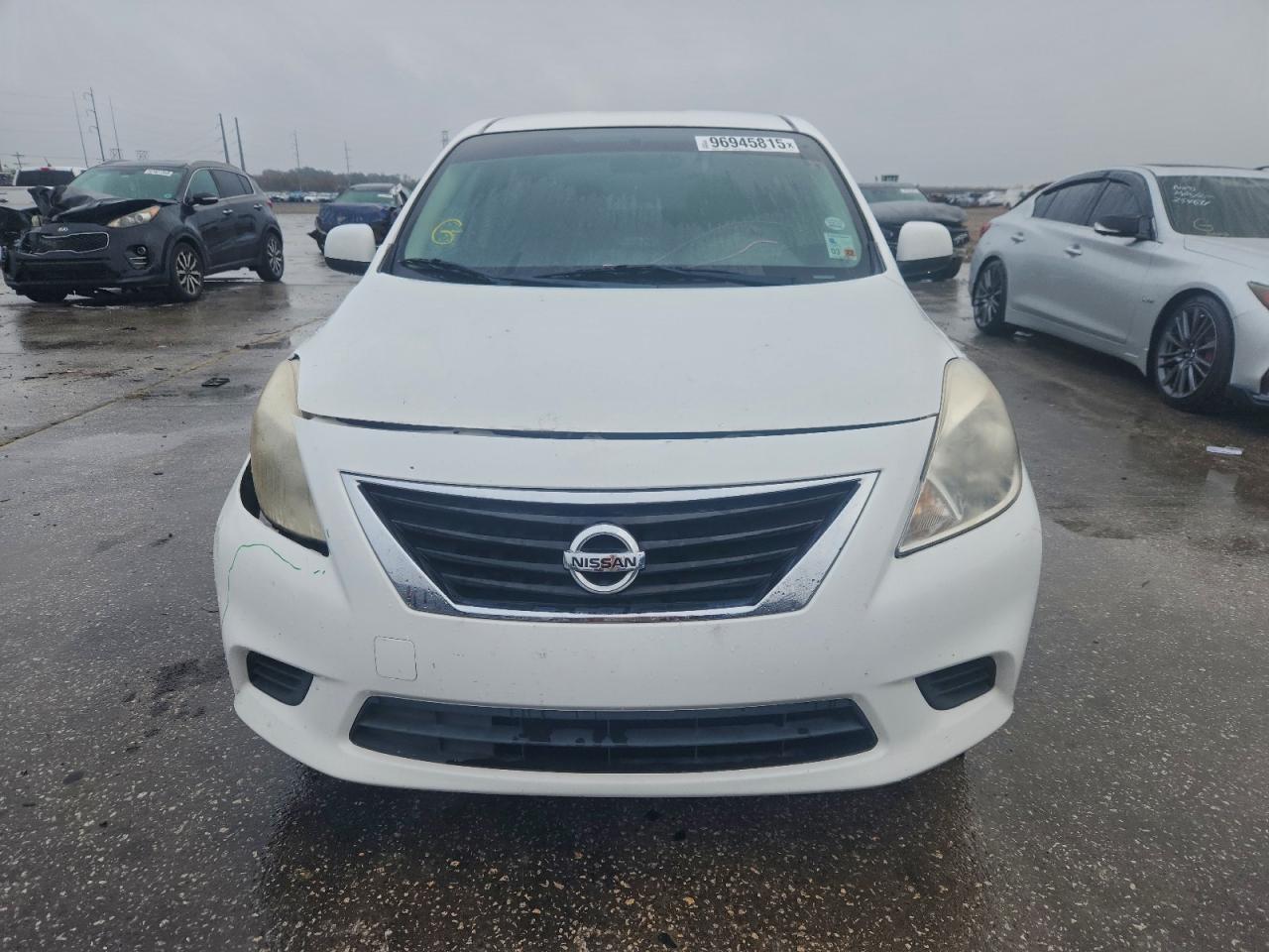 2014 NISSAN VERSA S photo 5