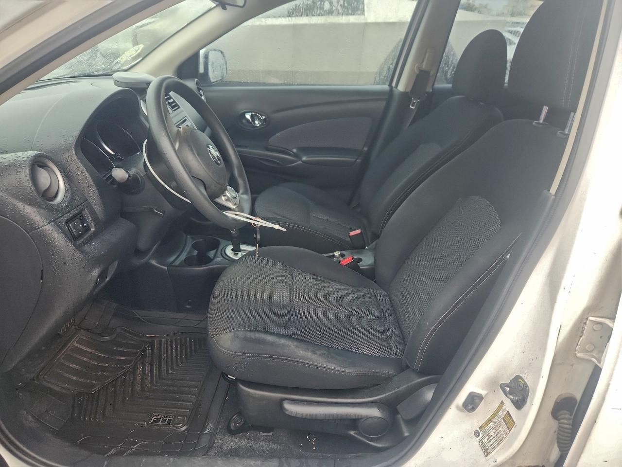 2014 NISSAN VERSA S photo 7