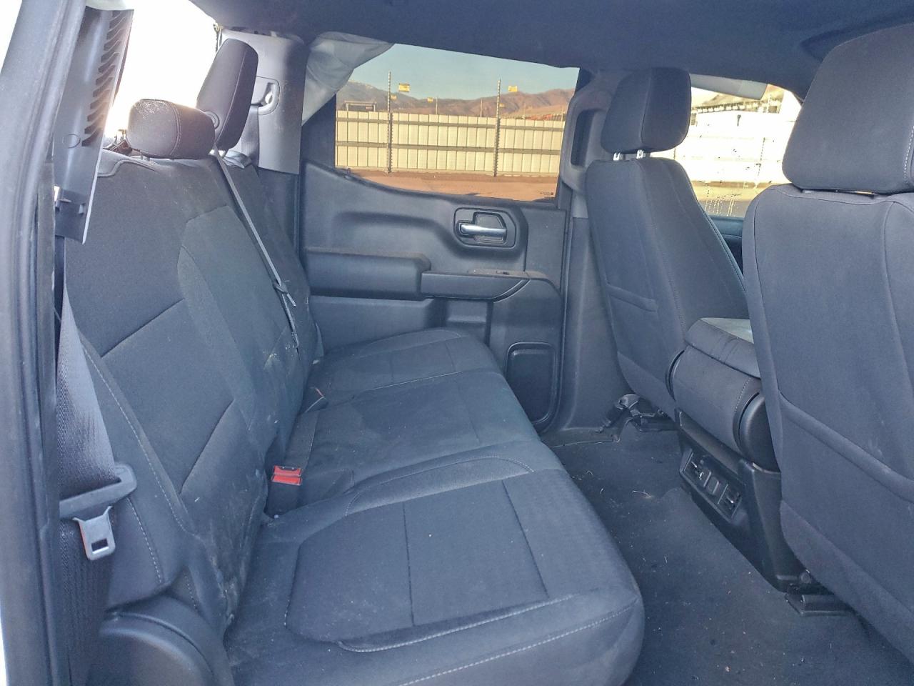 2021 CHEVROLET SILVERADO K1500 LT photo 10
