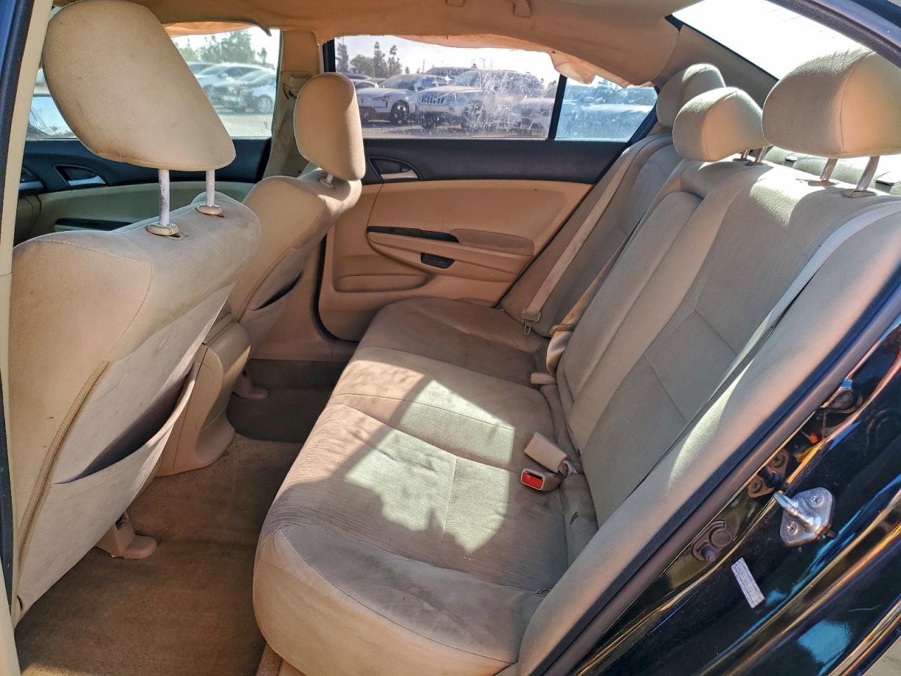 2012 HONDA ACCORD LX photo 19