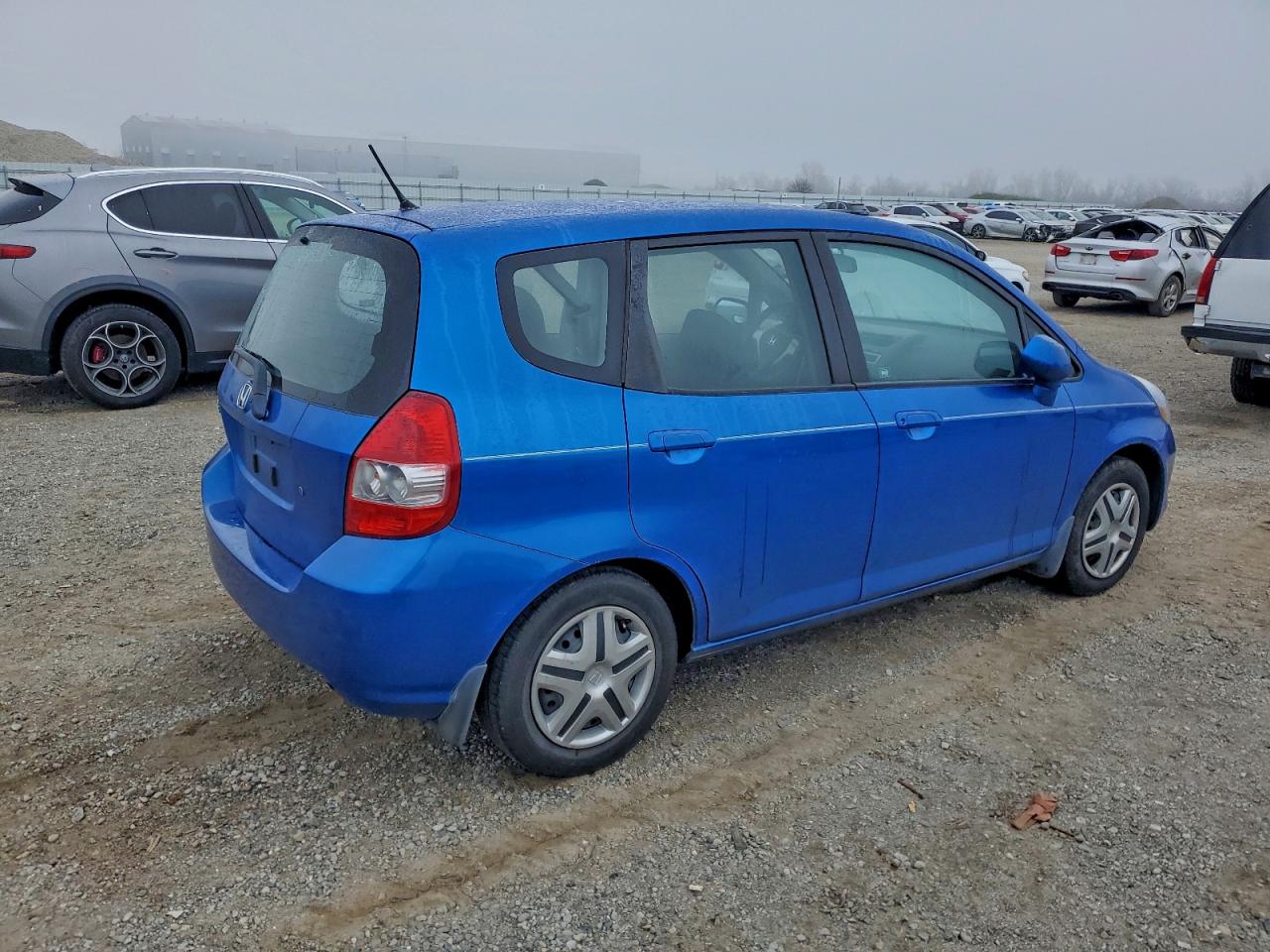 2008 HONDA FIT photo 5