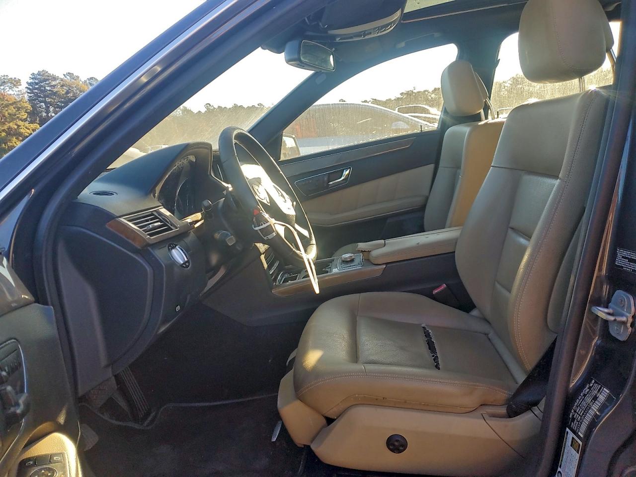 2010 MERCEDES-BENZ E 350 photo 13