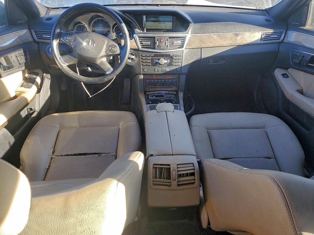 2010 MERCEDES-BENZ E 350 photo 15