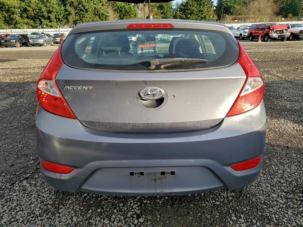 2017 HYUNDAI ACCENT SE photo 6