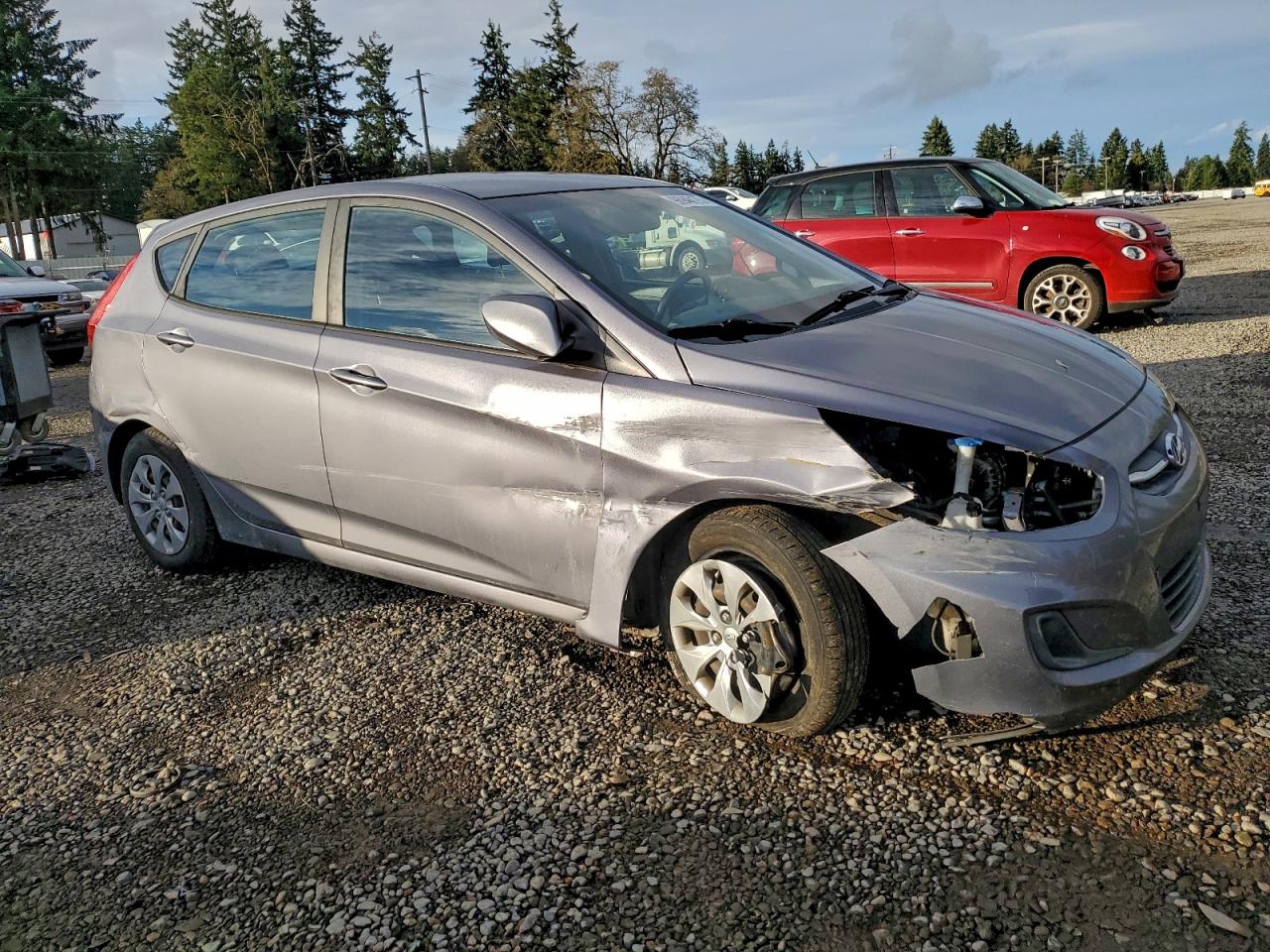 2017 HYUNDAI ACCENT SE photo 4