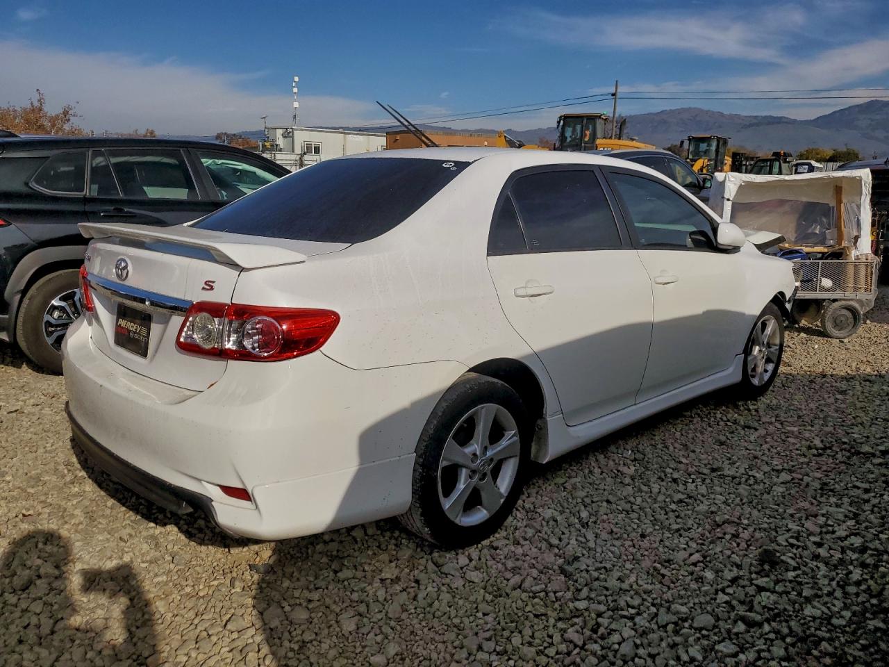 2012 TOYOTA COROLLA BASE photo 3