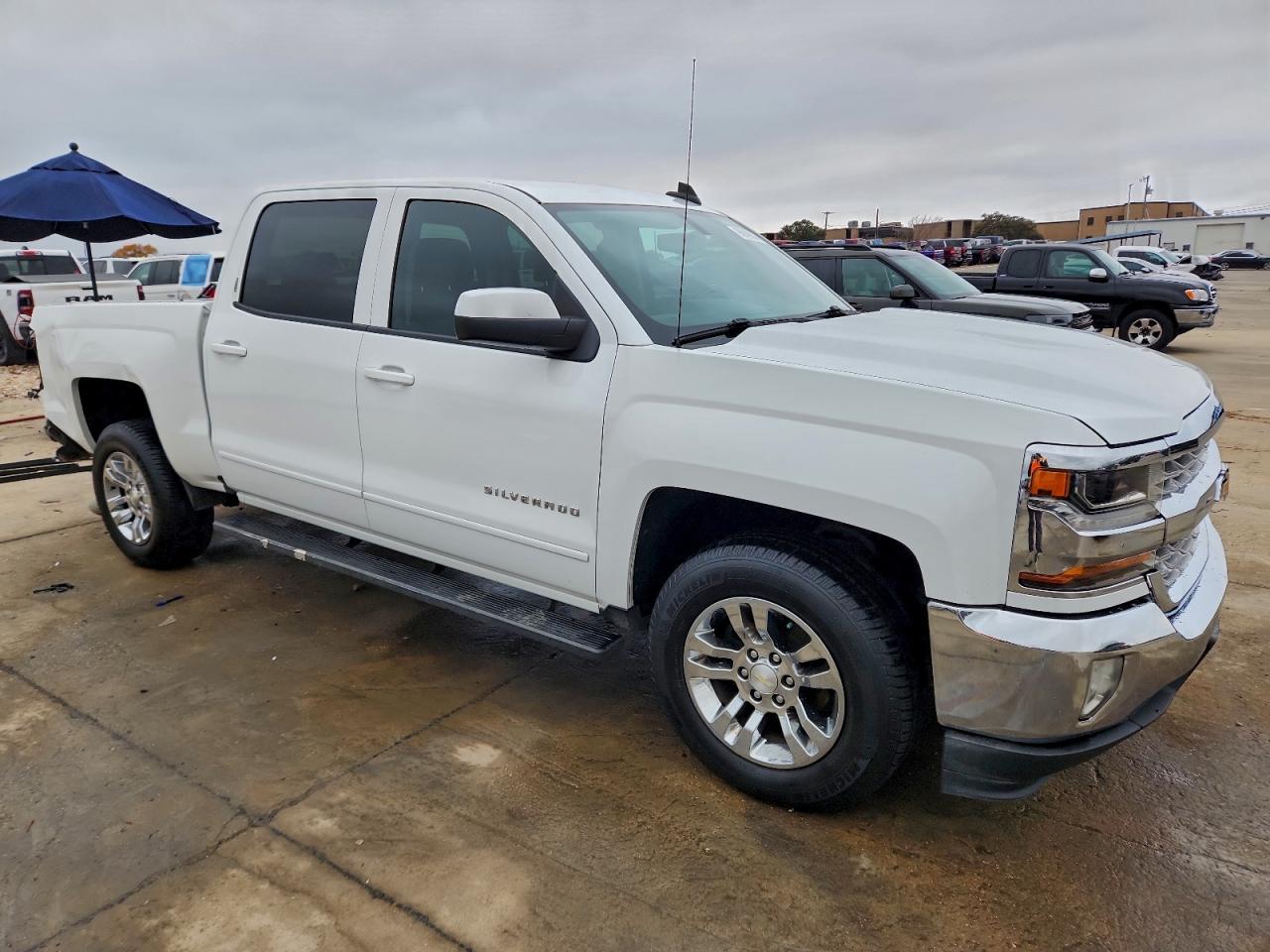2016 CHEVROLET SILVERADO C1500 LT photo 10