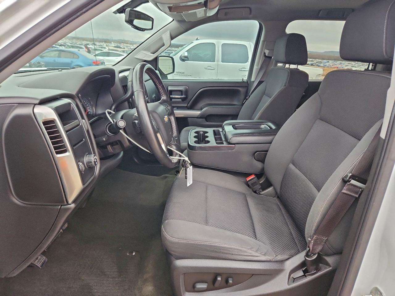 2016 CHEVROLET SILVERADO C1500 LT photo 19