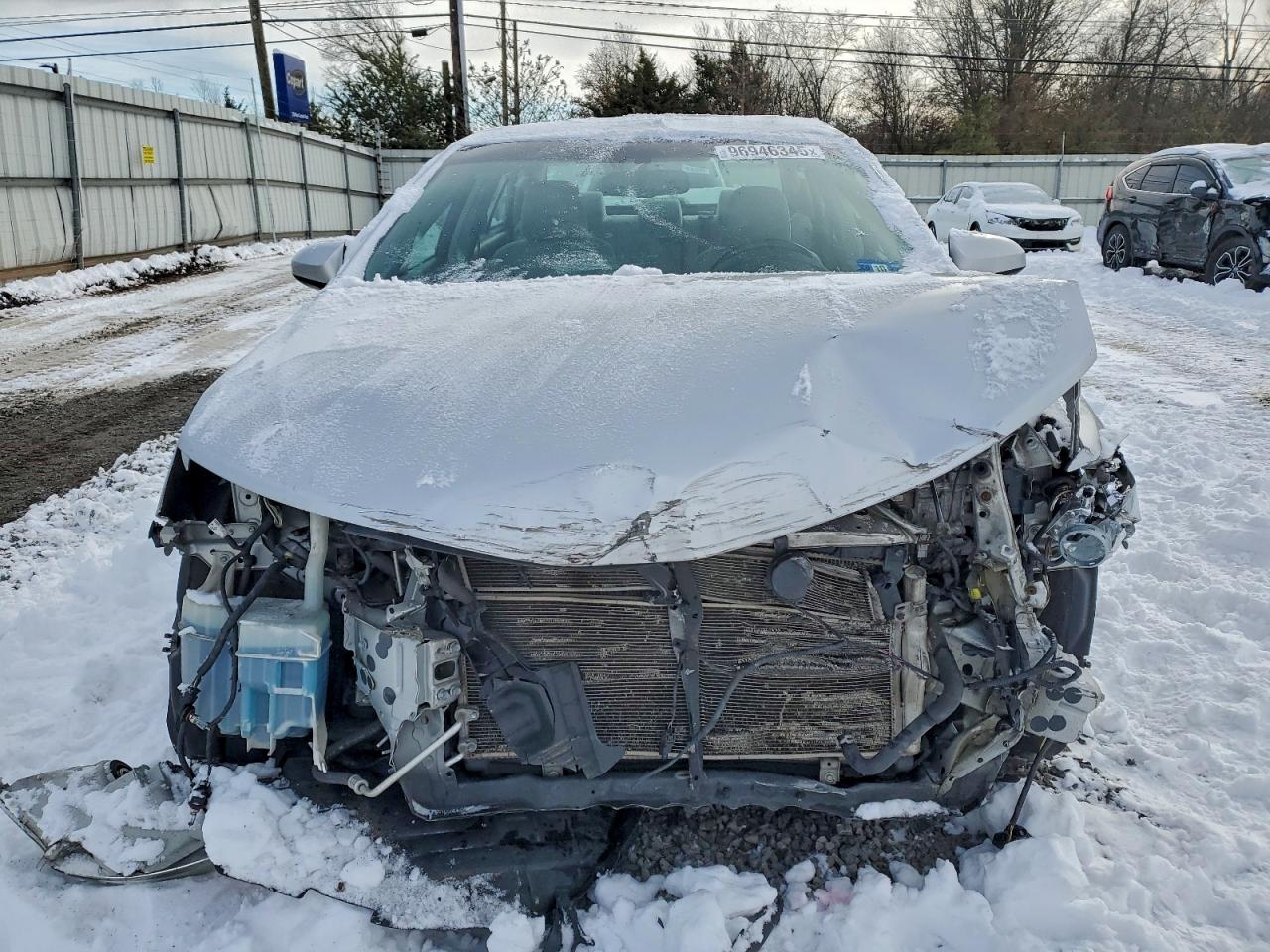 2013 TOYOTA CAMRY HYBRID photo 9