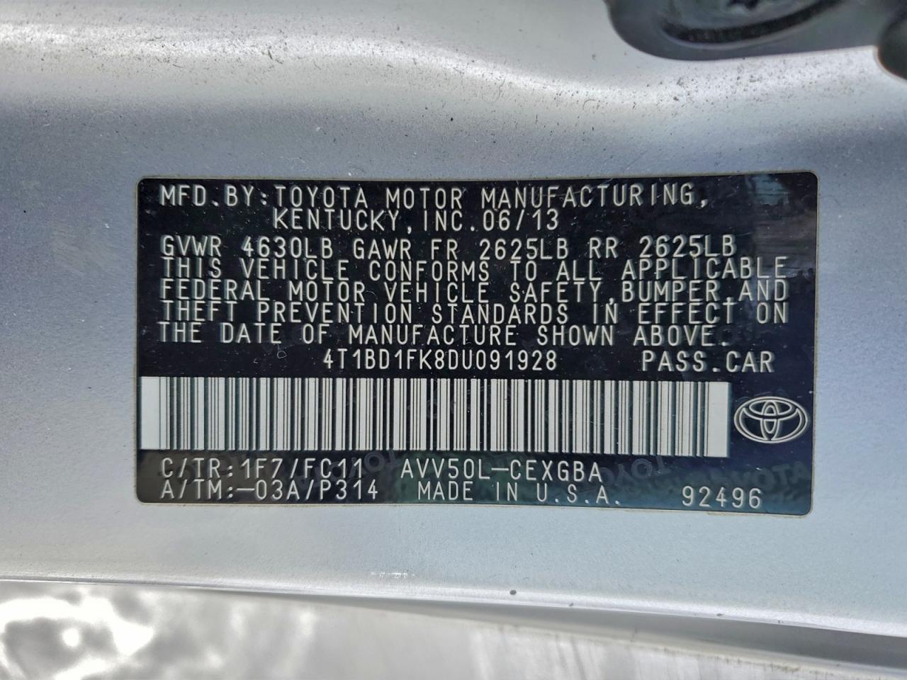 2013 TOYOTA CAMRY HYBRID photo 23