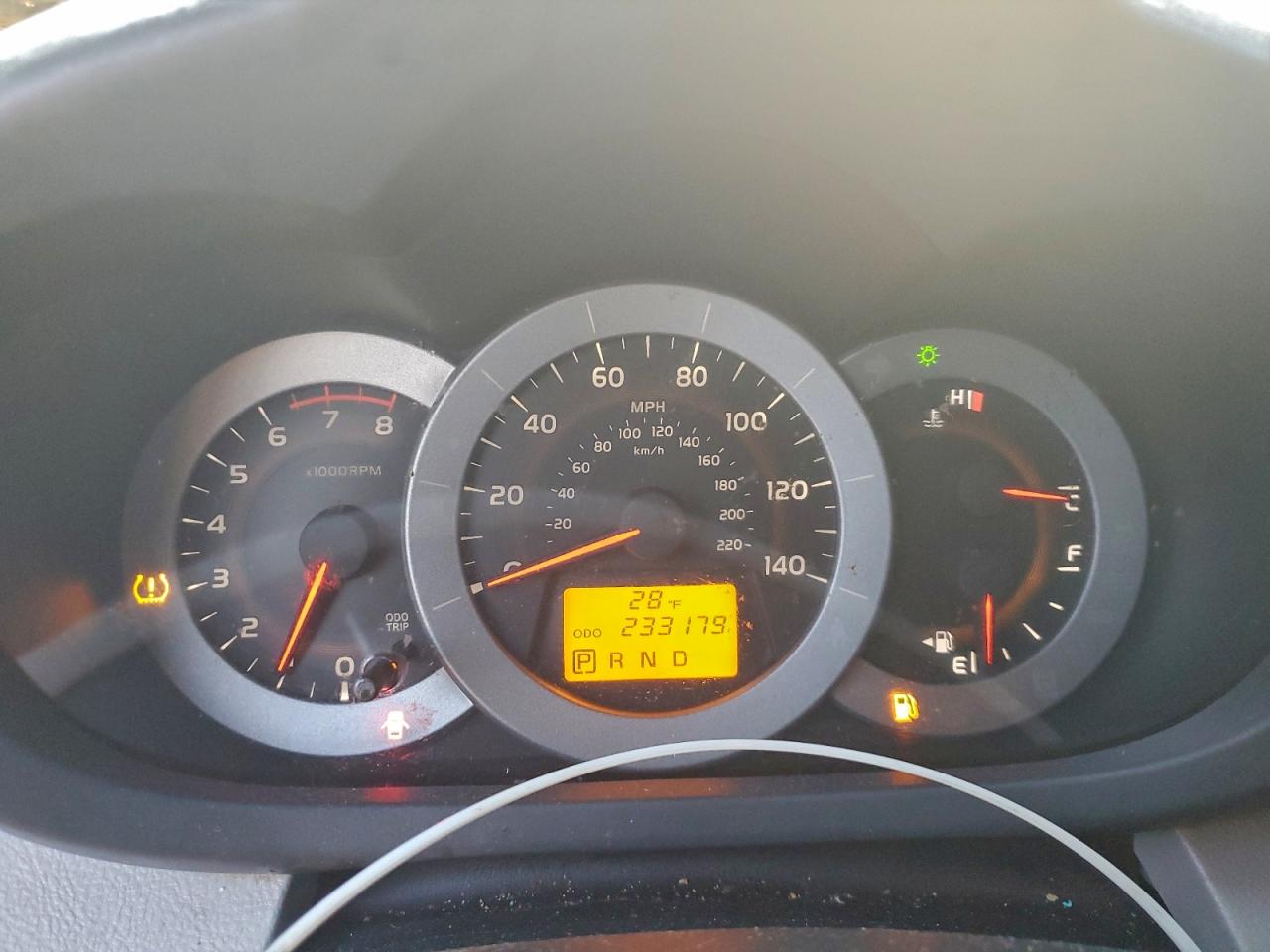 2011 TOYOTA RAV4 photo 9