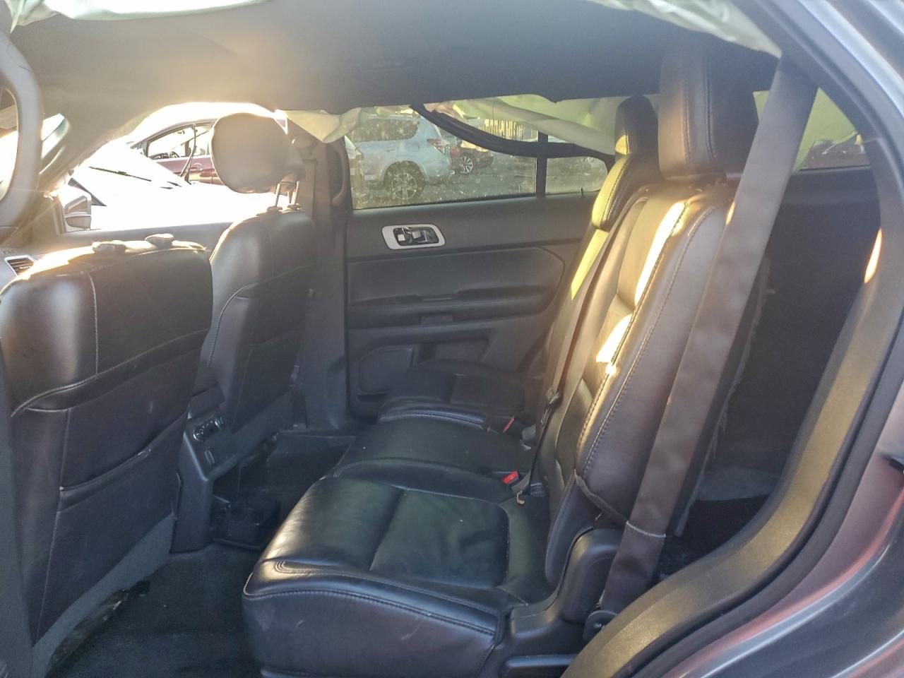 2014 FORD EXPLORER XLT photo 11