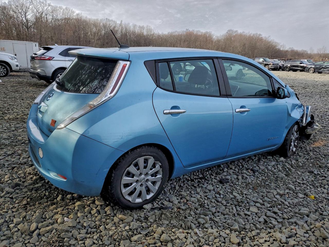 2015 NISSAN LEAF S photo 3